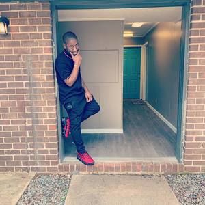 Meet your Posher, James